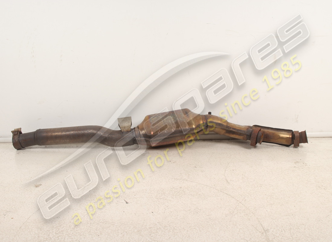 USED FERRARI RH CATALYST. PART NUMBER 197578 (2) used ferrari rh catalyst. part number 197578 (2)