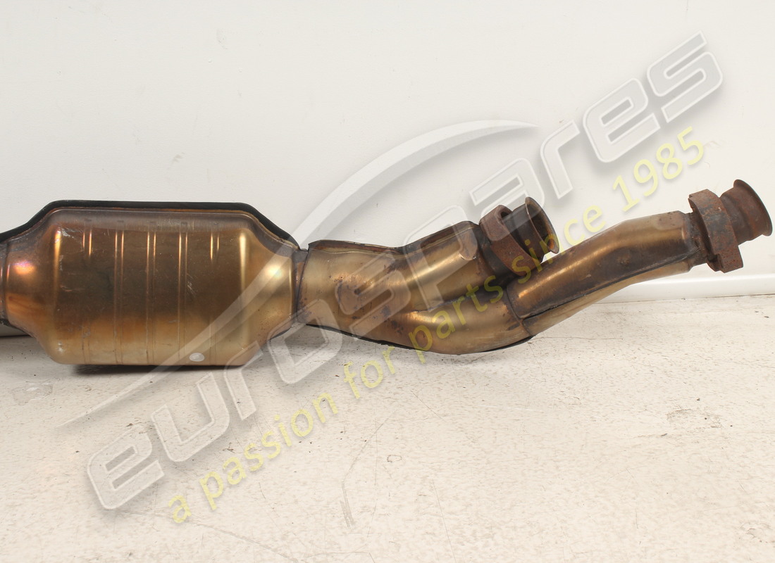 USED FERRARI RH CATALYST. PART NUMBER 197578 (8) used ferrari rh catalyst. part number 197578 (8)