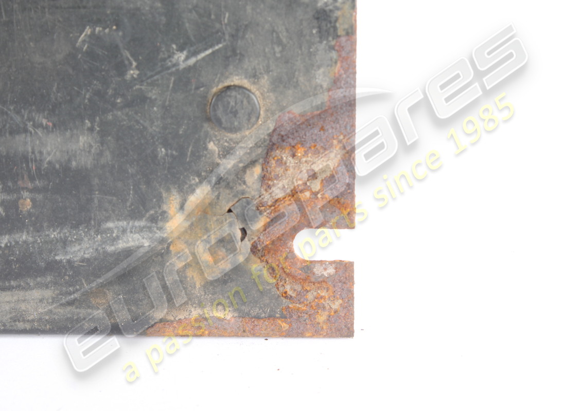 USED FERRARI PLATE. PART NUMBER 127138 (2) used ferrari plate. part number 127138 (2)