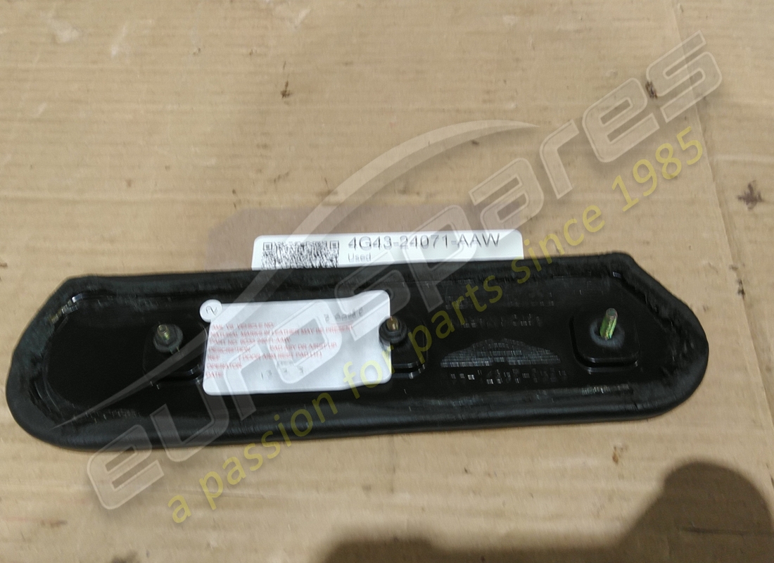 used aston martin pad assembly, door armrest, upper, lh part number 4g4324071aaw (2)