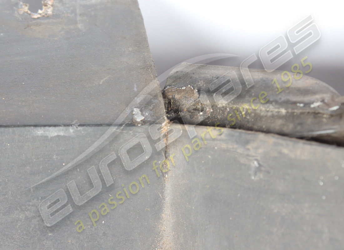 USED FERRARI LH GRAVEL GUARD GTB. PART NUMBER 61849800 (4) used ferrari lh gravel guard gtb. part number 61849800 (4)