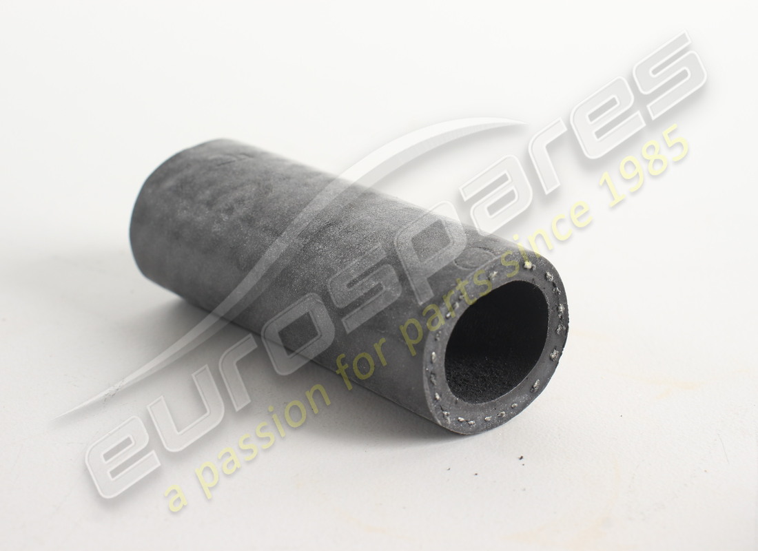 NEW PORSCHE WATER HOSE - 18 X 3,5 X 60. PART NUMBER 90018106250 (1) new porsche water hose - 18 x 3,5 x 60. part number 90018106250 (1)