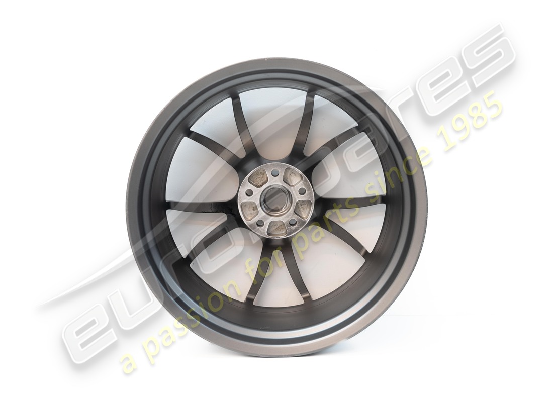 NEW FERRARI WHEEL SET (FORGED GRIGIO CORSA DIAMOND POLISHED) 20 INCH WITH STUDS. PART NUMBER 70002004 (7) new ferrari wheel set (forged grigio corsa diamond polished) 20 inch with studs. part number 70002004 (7)