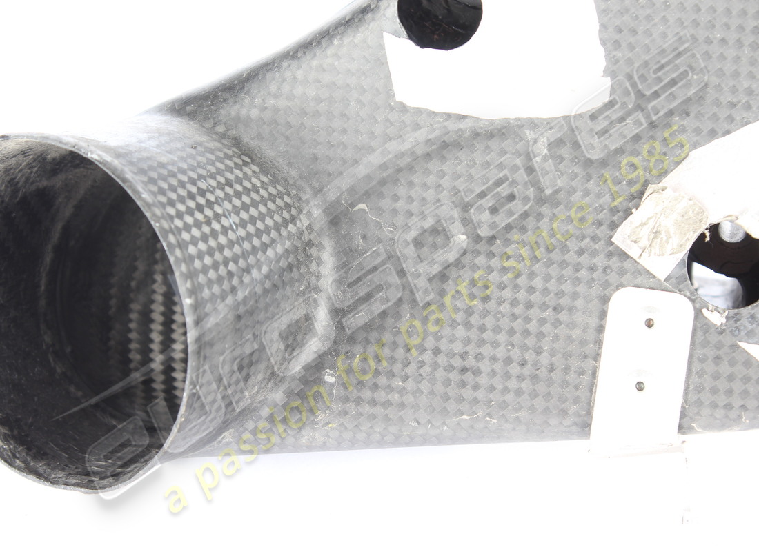 USED FERRARI COMPL. LH STUB AXLE AIR INTAKE. PART NUMBER 339496 (2) used ferrari compl. lh stub axle air intake. part number 339496 (2)