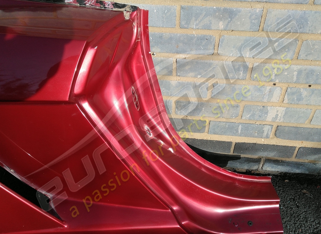 used lamborghini rh rear fender. part number 408809604a (2)