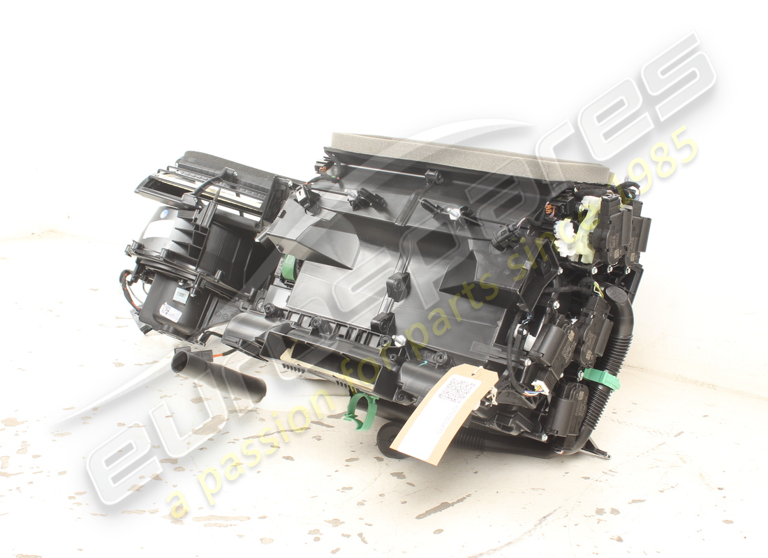 USED MASERATI RHD HVAC ASSEMBLY. PART NUMBER 670303419 (3) used maserati rhd hvac assembly. part number 670303419 (3)