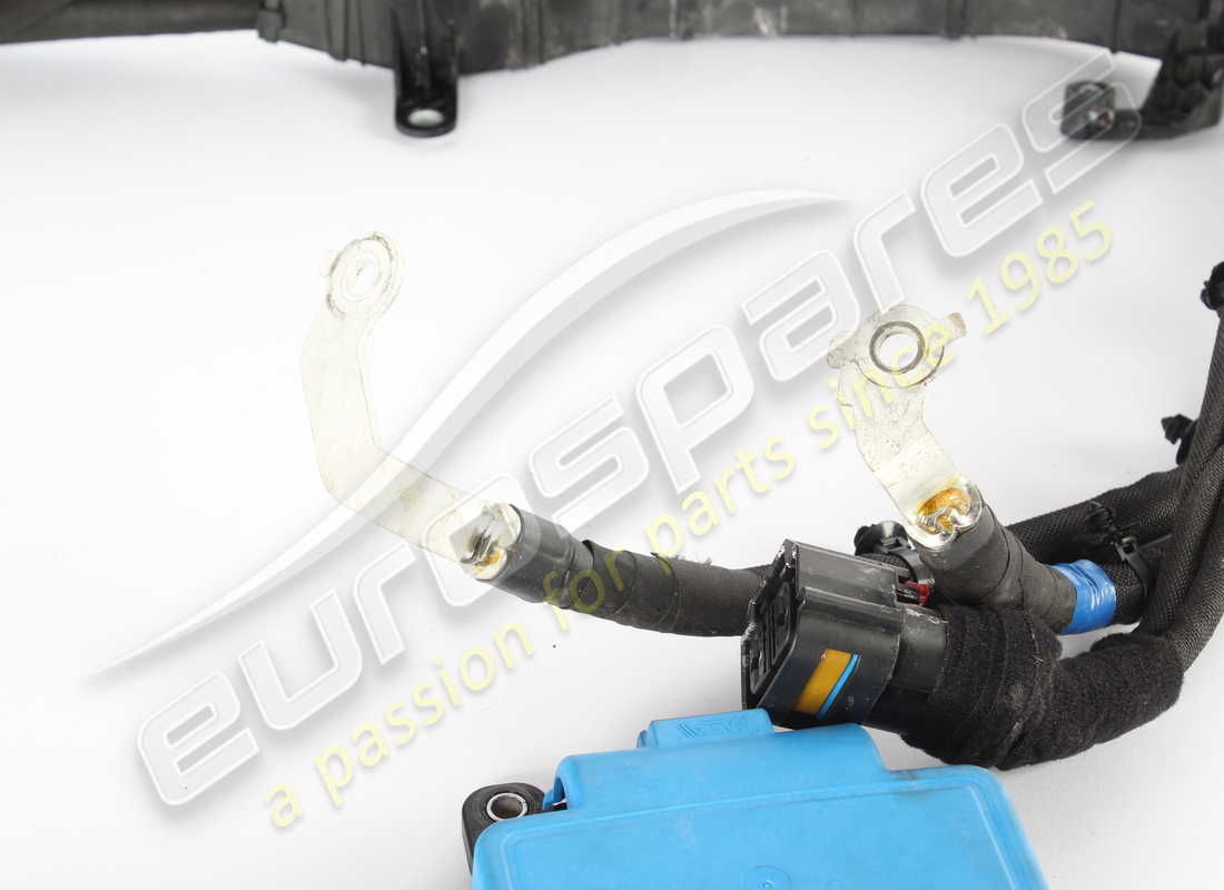 USED MASERATI CABLAGGIO VANO MOTORE 48 V. PART NUMBER 670221485 (2) used maserati cablaggio vano motore 48 v. part number 670221485 (2)