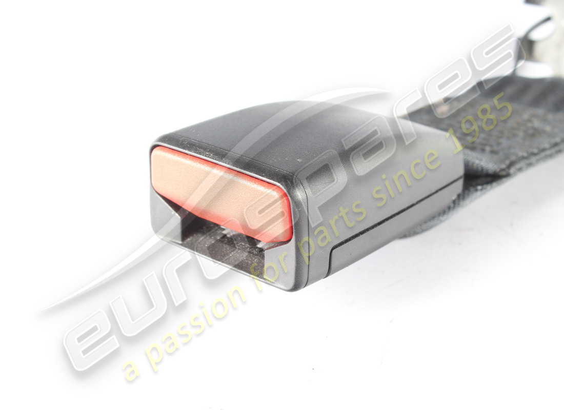 used maserati centre rear seatbelt black. part number 670019306 (2)