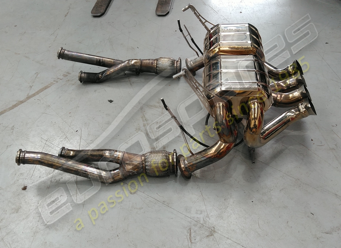 USED EUROSPARES CAPRISTO EXHAUST SILENCER & CATALYST REPLACEMENT PIPES (STAINLESS STEEL). PART NUMBER EAP1374164 (4) used eurospares capristo exhaust silencer & catalyst replacement pipes (stainless steel). part number eap1374164 (4)