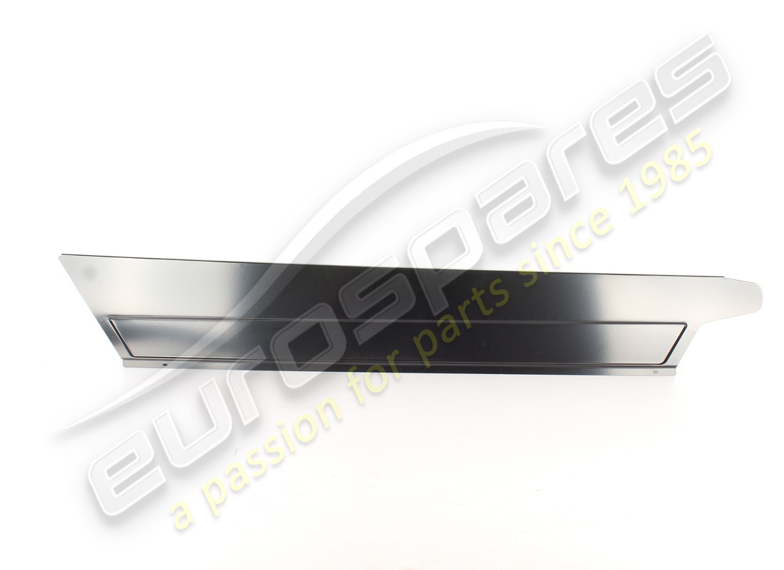 NEW EUROSPARES LH KICK PLATE. PART NUMBER 62172000 (1) new eurospares lh kick plate. part number 62172000 (1)