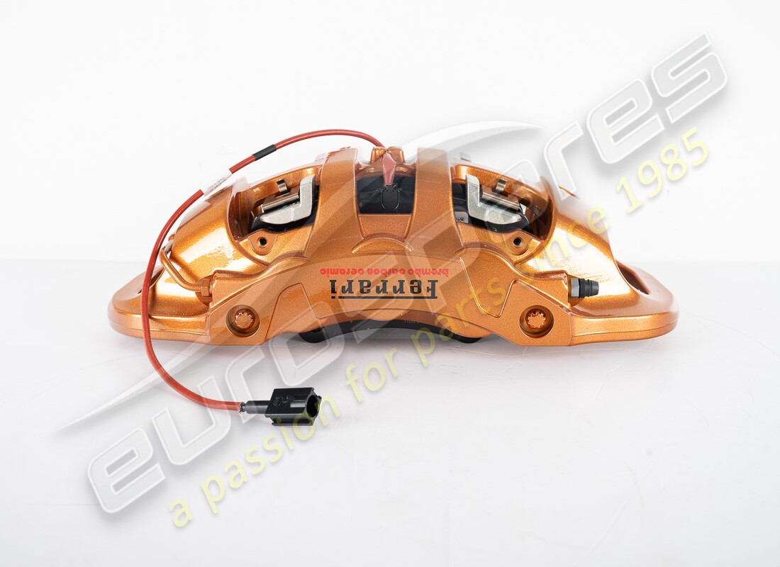 NEW FERRARI FRONT RH CALIPER WITH PADS. PART NUMBER 322125 (1) new ferrari front rh caliper with pads. part number 322125 (1)