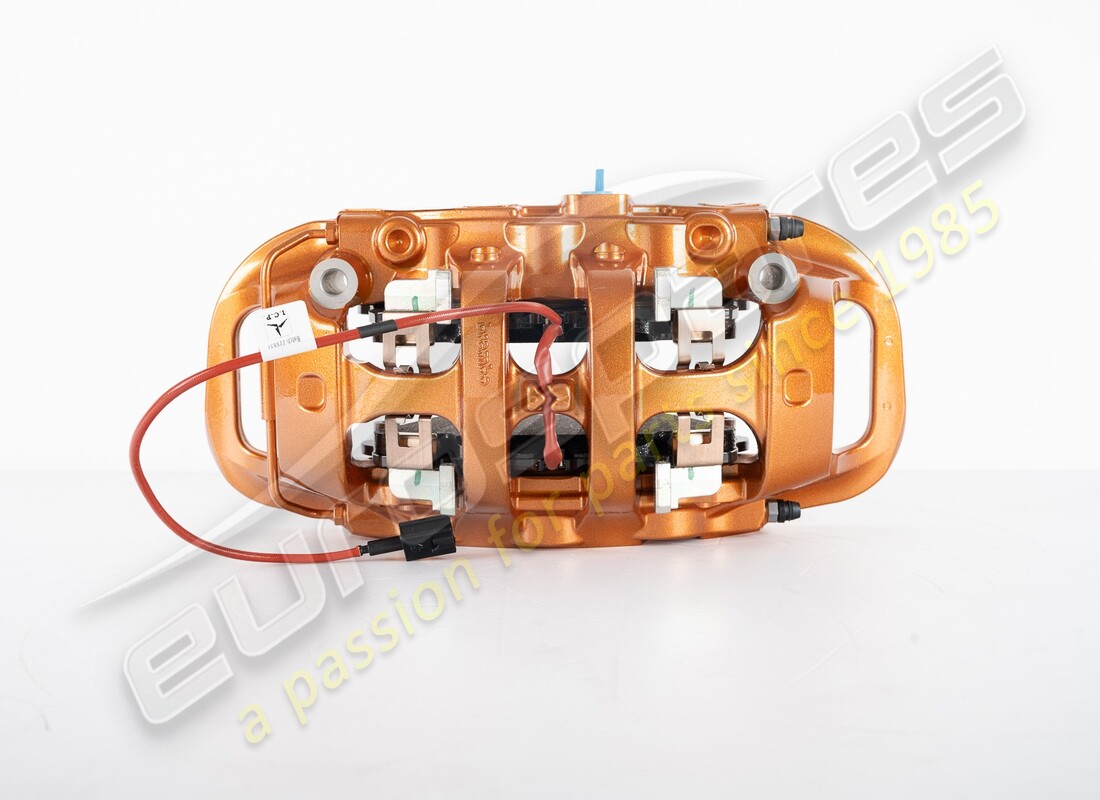 NEW FERRARI FRONT RH CALIPER WITH PADS. PART NUMBER 322125 (2) new ferrari front rh caliper with pads. part number 322125 (2)