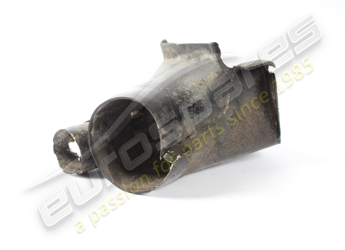 DAMAGED FERRARI RH BRAKE AIR CONVEYOR. PART NUMBER 124191 (2) damaged ferrari rh brake air conveyor. part number 124191 (2)
