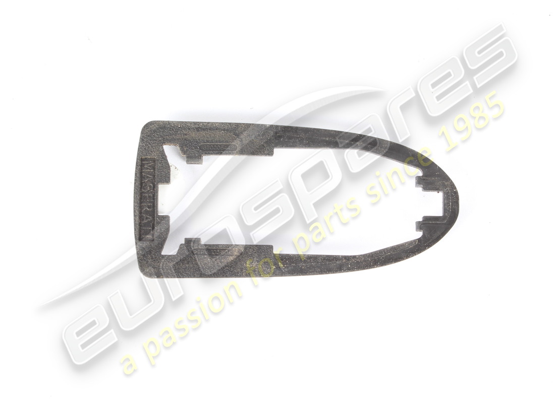 USED MASERATI EXTERNAL DOOR HANDLE GASKET. PART NUMBER 670005442 (1) used maserati external door handle gasket. part number 670005442 (1)