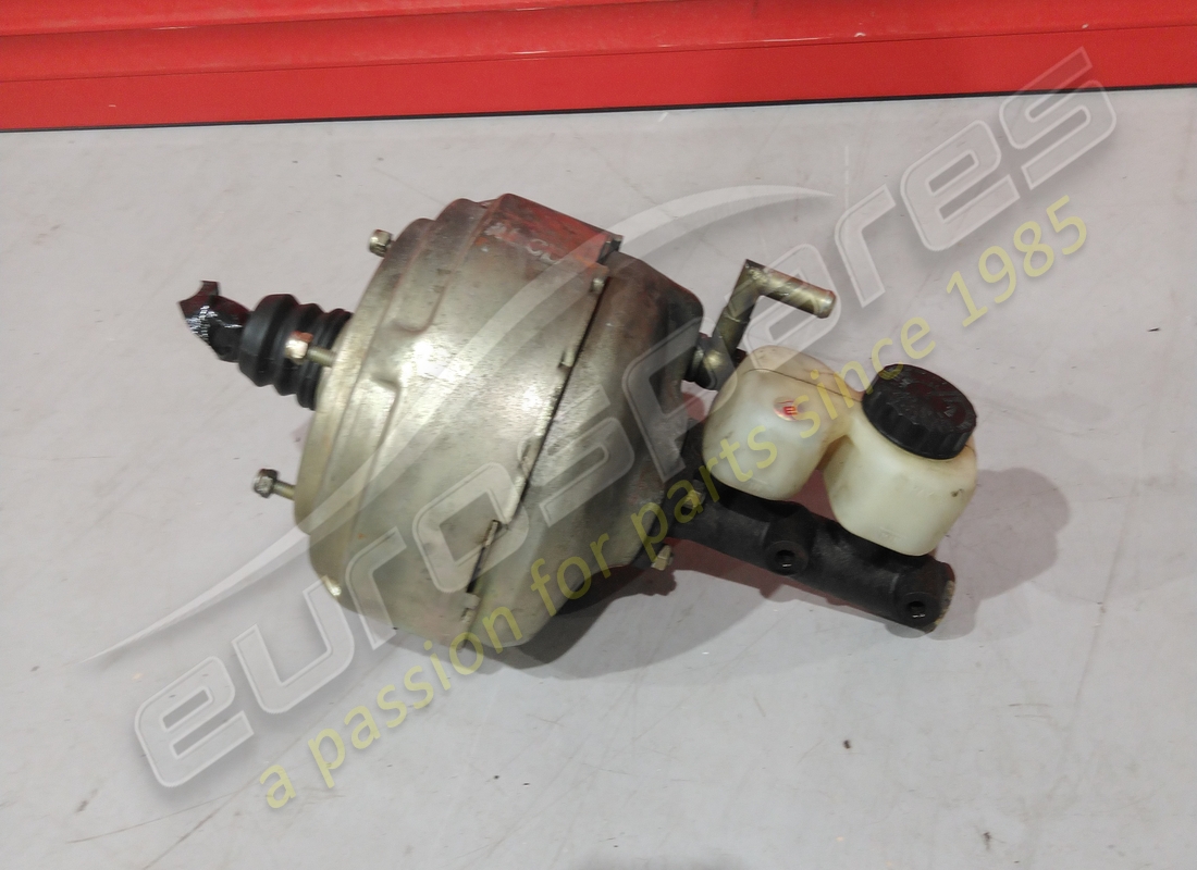 USED Eurospares BRAKE SERVO WITH RESERVOIR . PART NUMBER EAP1384354 (1)