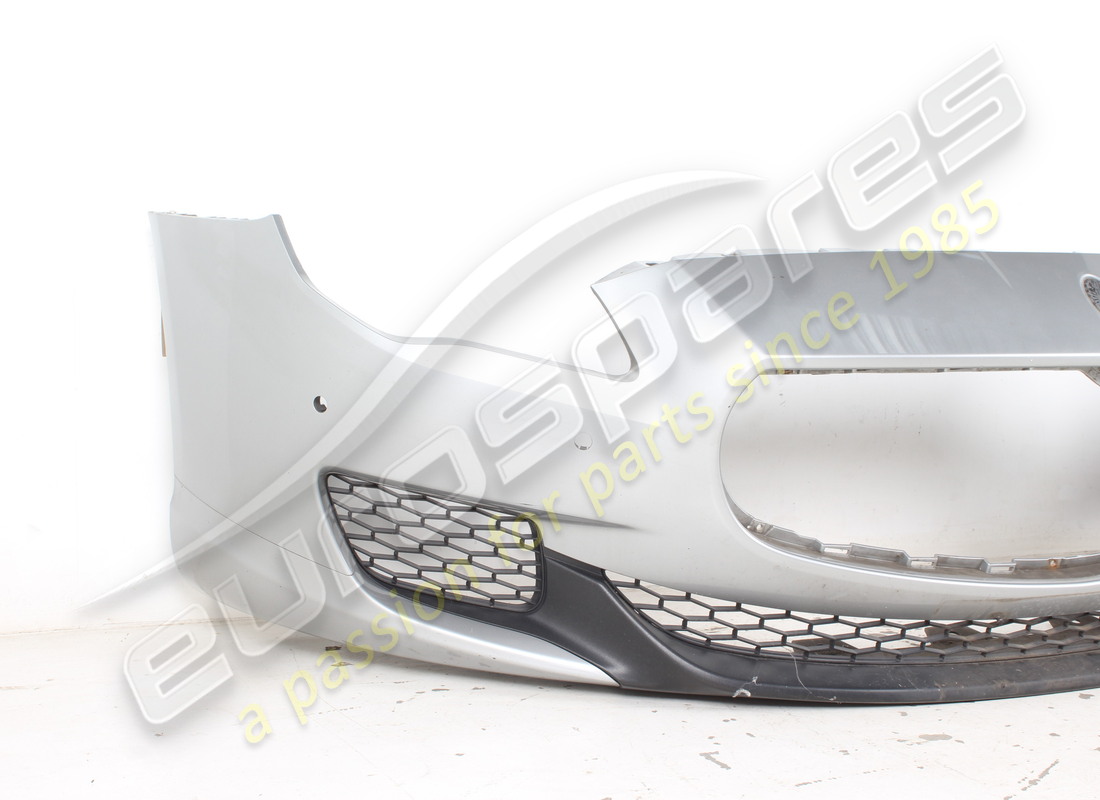 USED MASERATI FRONT BUMPER. PART NUMBER 673000020 (2) used maserati front bumper. part number 673000020 (2)