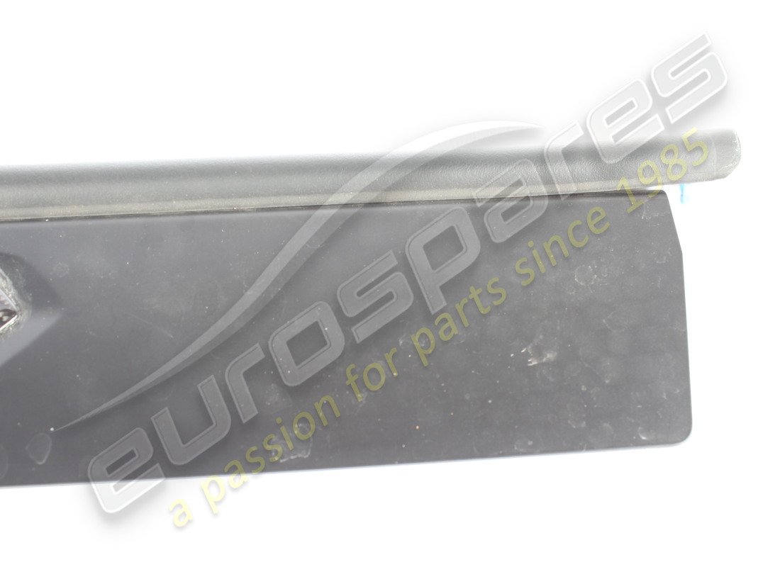 damaged lamborghini carbon kick plate. part number 470853369a (6)