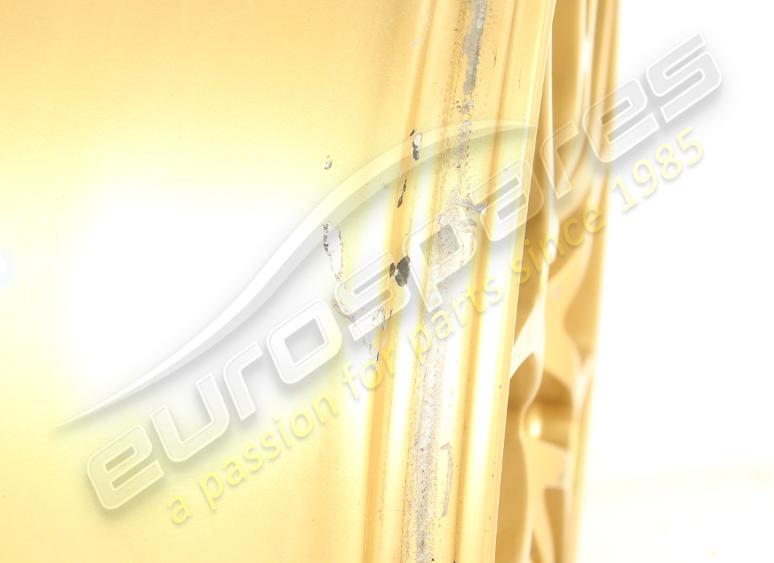 used ferrari front wheel. part number 341319 (5)