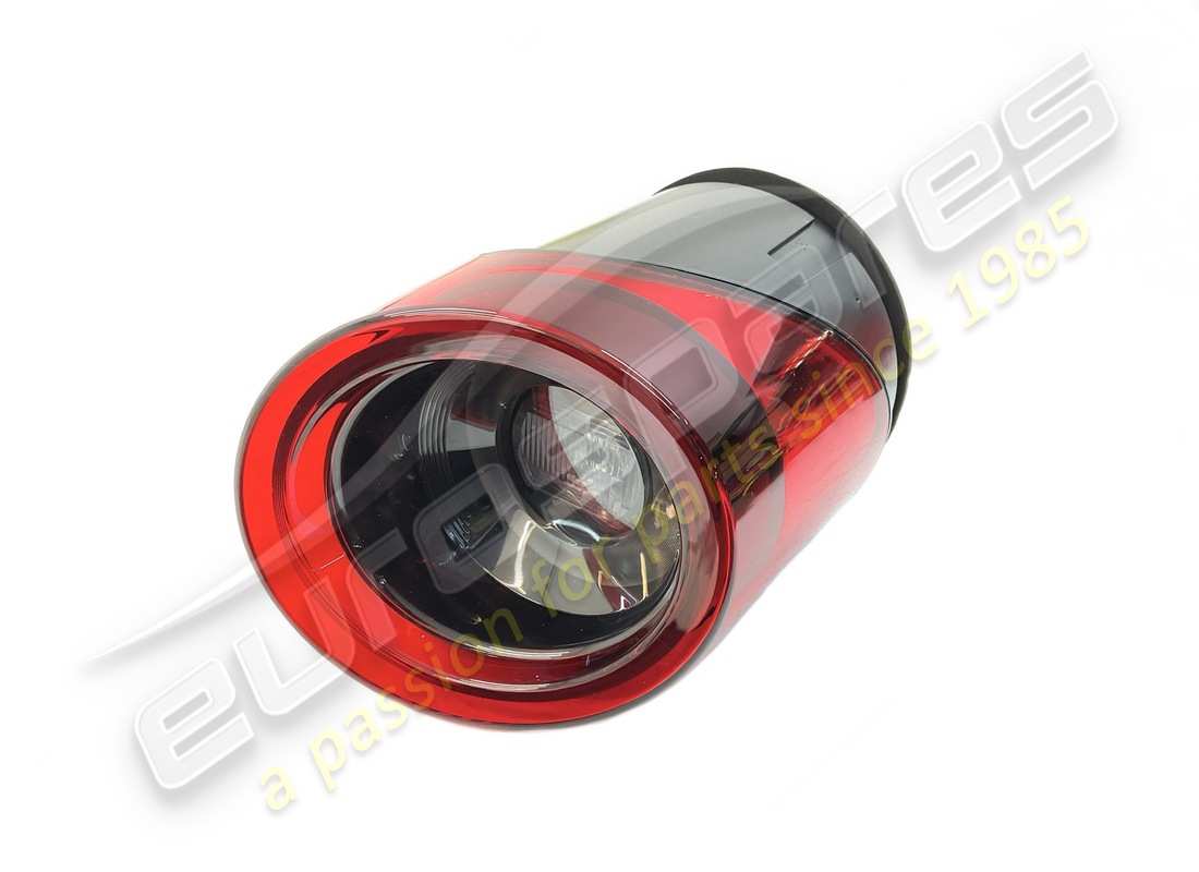 new ferrari outer rh taillight. part number 325107 (1)