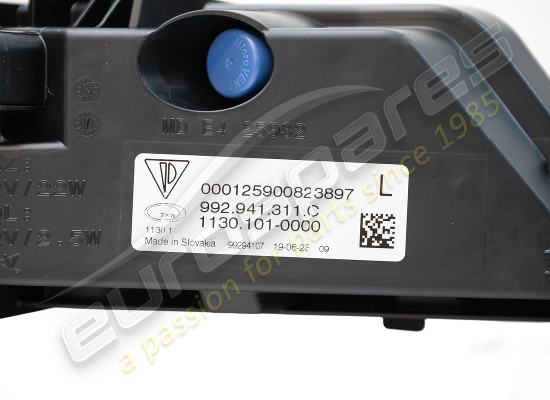 NEW PORSCHE FRONT LIGHTS. PART NUMBER 992941311C (4) new porsche front lights. part number 992941311c (4)