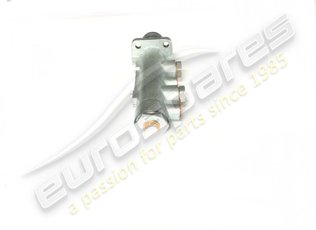 NEW OE BRAKE MASTER CYLINDER. PART NUMBER 680053 (3) new oe brake master cylinder. part number 680053 (3)