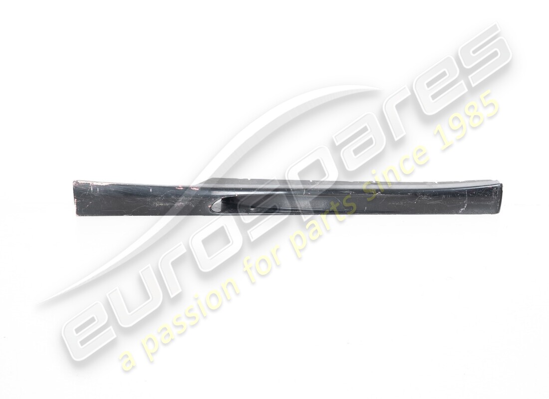 USED FERRARI COVERING FOR LH SIDE MEMBER. PART NUMBER 64101210 (1) used ferrari covering for lh side member. part number 64101210 (1)