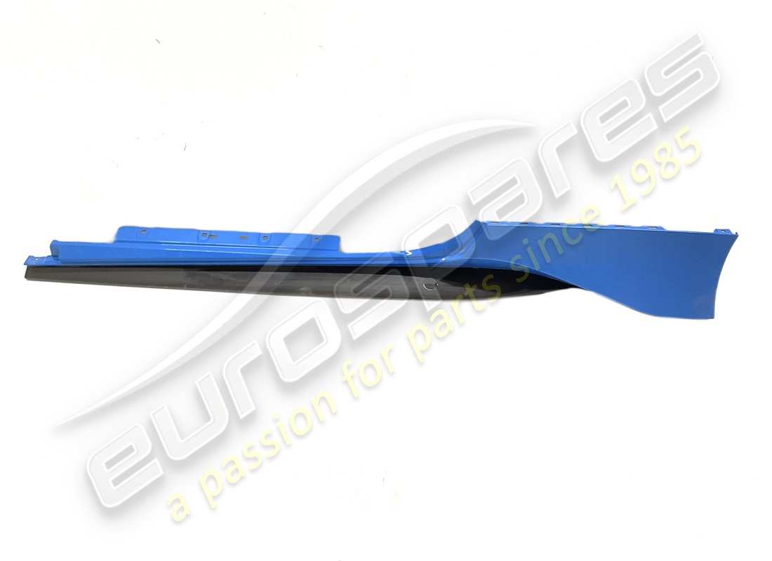 used ferrari complete lh underdoor trim. part number 766055 (2)