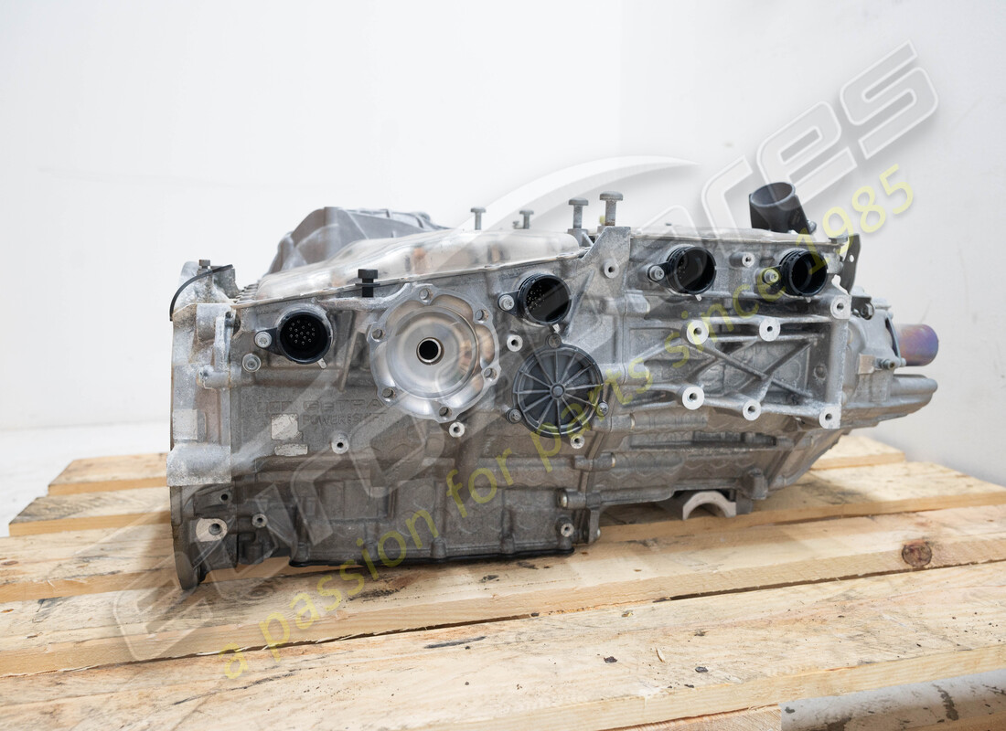 used ferrari dual-clutch gearbox (dct). part number 893170 (3)