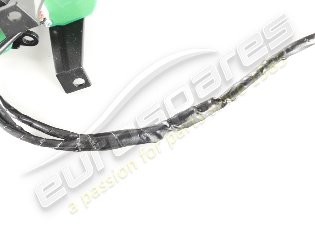 used ferrari set of 3 f1 buttons (not for usa). part number 260993 (3)