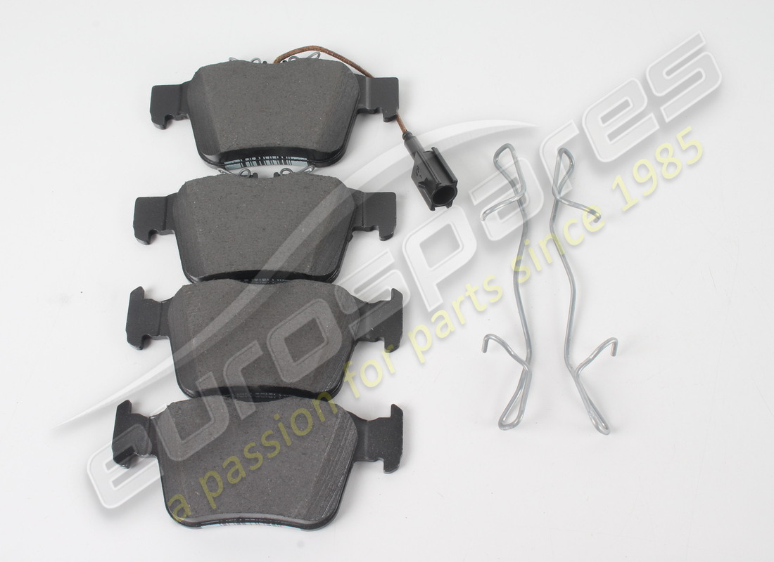 NEW MASERATI REAR PADS. PART NUMBER 673012303 (1) new maserati rear pads. part number 673012303 (1)