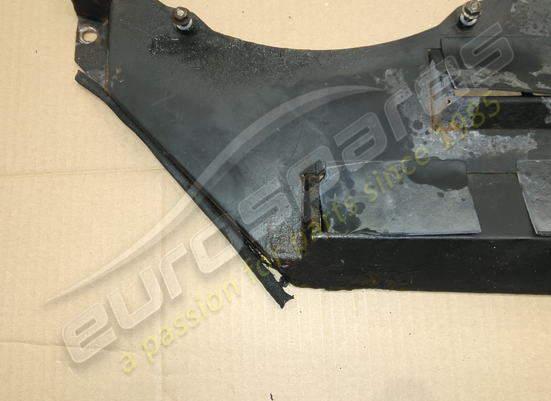 DAMAGED FERRARI HOOD FOR ELECTROFANS. PART NUMBER 154533 (3) damaged ferrari hood for electrofans. part number 154533 (3)