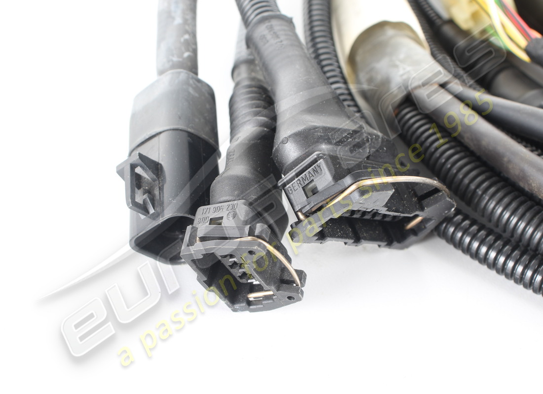 NEW FERRARI LH MAIN CONNECTION CABLES. PART NUMBER 143207 (7) new ferrari lh main connection cables. part number 143207 (7)