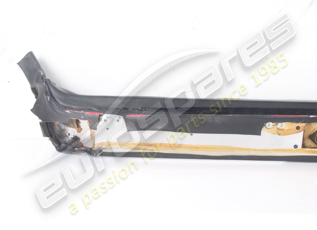 USED FERRARI MOULDING RHD GTS. PART NUMBER 61951600 (6) used ferrari moulding rhd gts. part number 61951600 (6)