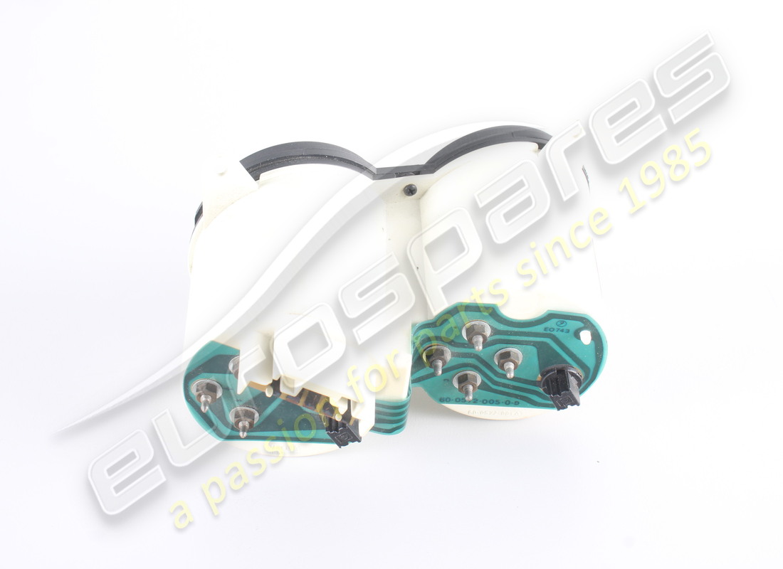 NEW FERRARI OIL PRESSURE/WATER TEMPERATURE GAUGE. PART NUMBER 136625 (2) new ferrari oil pressure/water temperature gauge. part number 136625 (2)