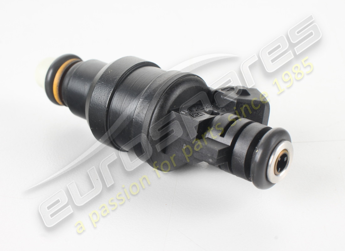 NEW FERRARI FUEL INJECTOR. PART NUMBER 144256 (2) new ferrari fuel injector. part number 144256 (2)