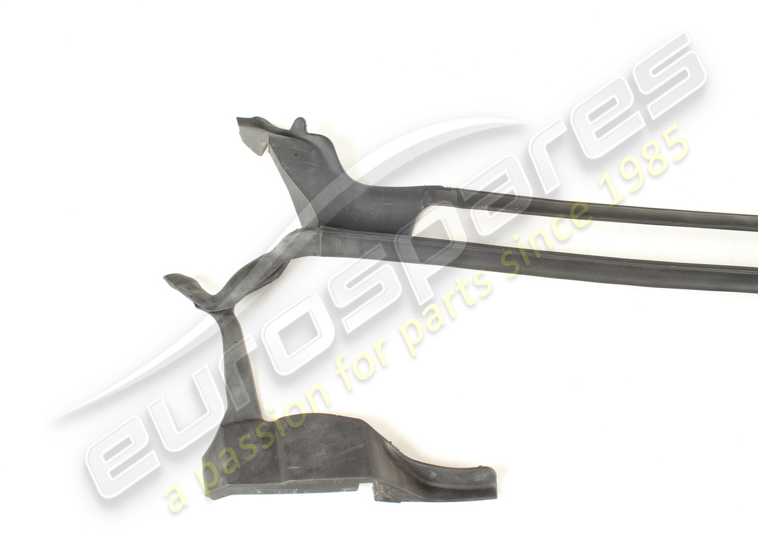 used ferrari complete rh front door dust seal. part number 948630 (3)