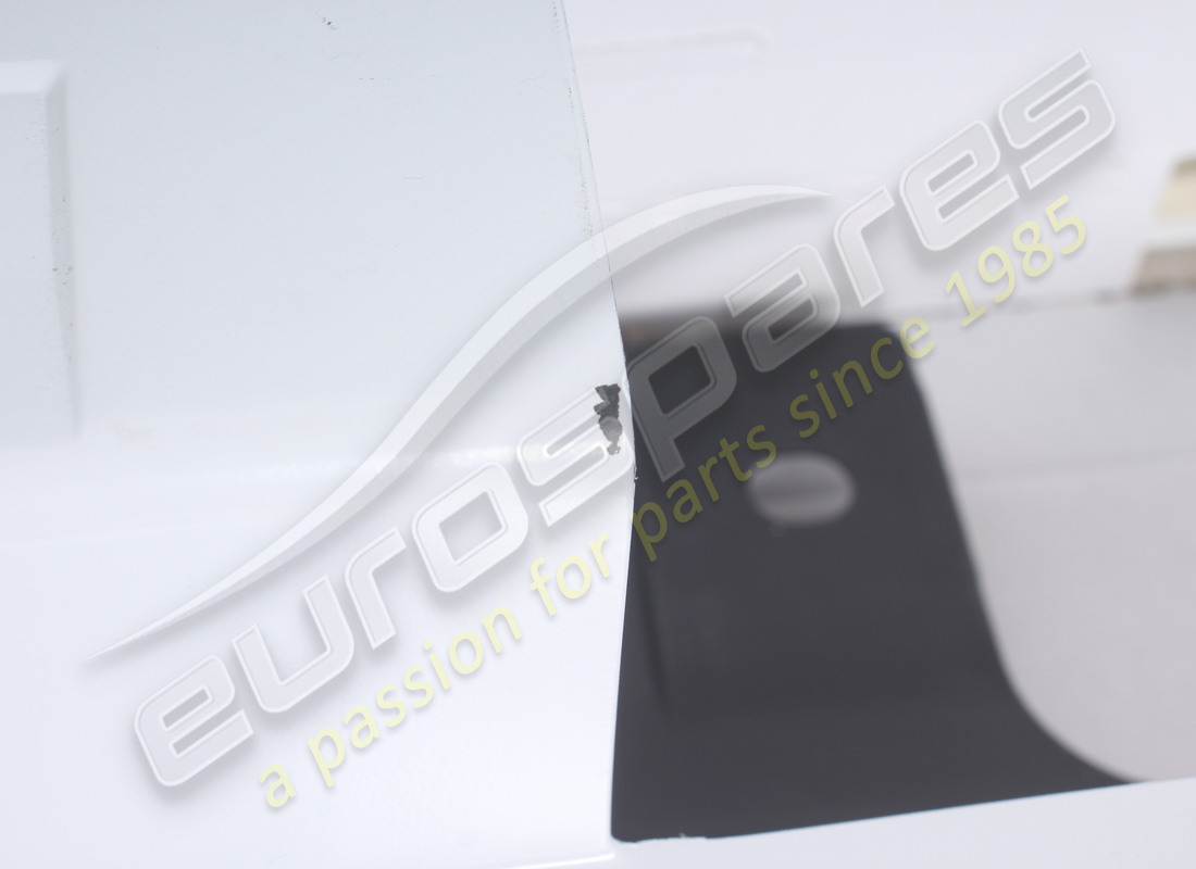 NEW (OTHER) FERRARI COMPLETE RH SILL TRIM PANEL. PART NUMBER 88826110 (5) new (other) ferrari complete rh sill trim panel. part number 88826110 (5)