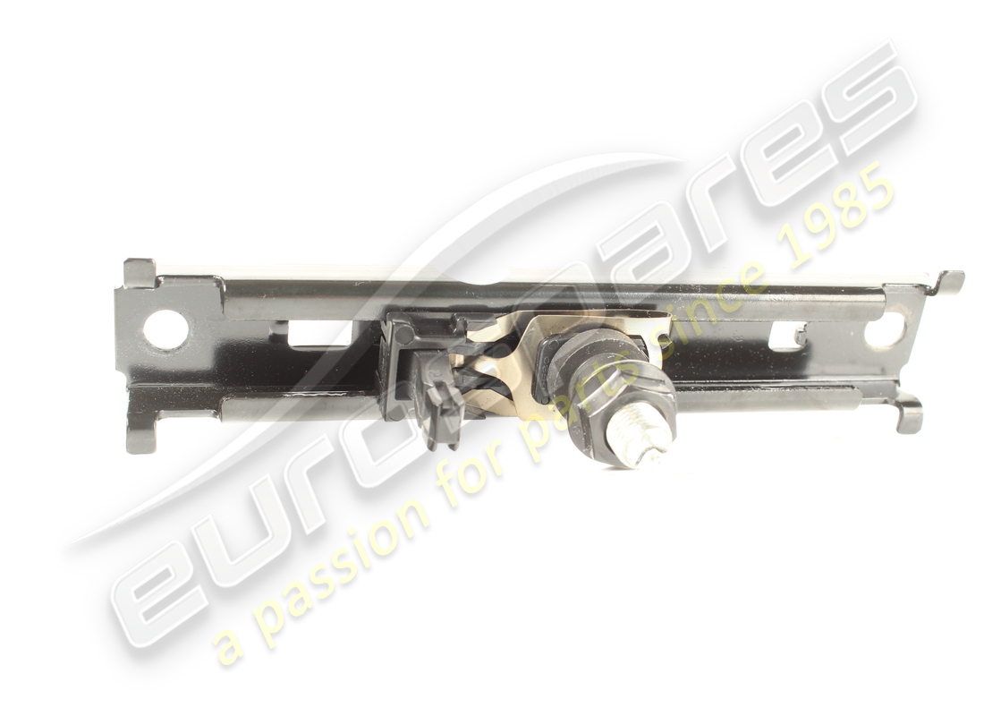 USED MASERATI SEAT BELT REGULATOR. PART NUMBER 670001425 (2) used maserati seat belt regulator. part number 670001425 (2)