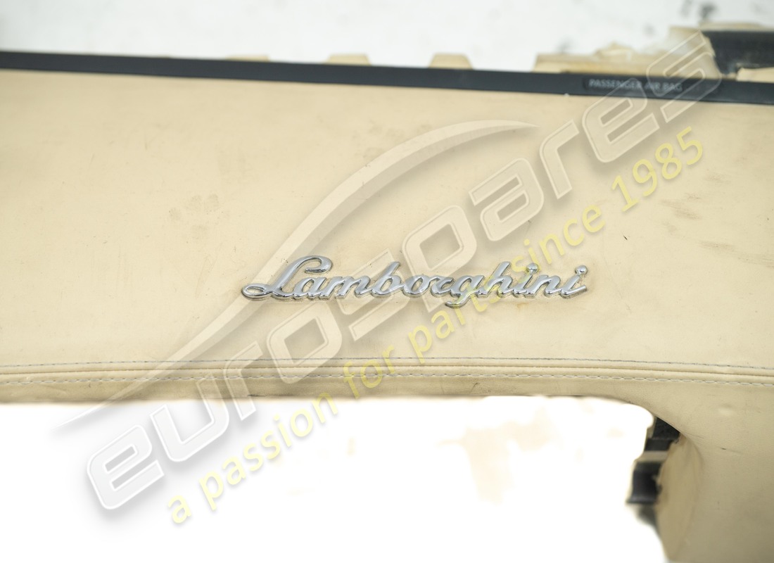 used lamborghini lower dashboard, leather rhd part number 472857921h (2)