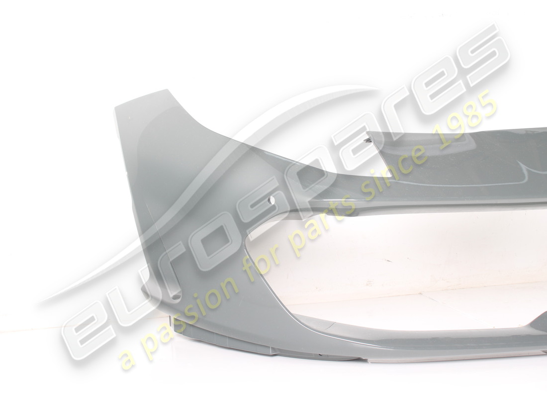 new (other) ferrari complete front bumper. part number 985880854 (3)