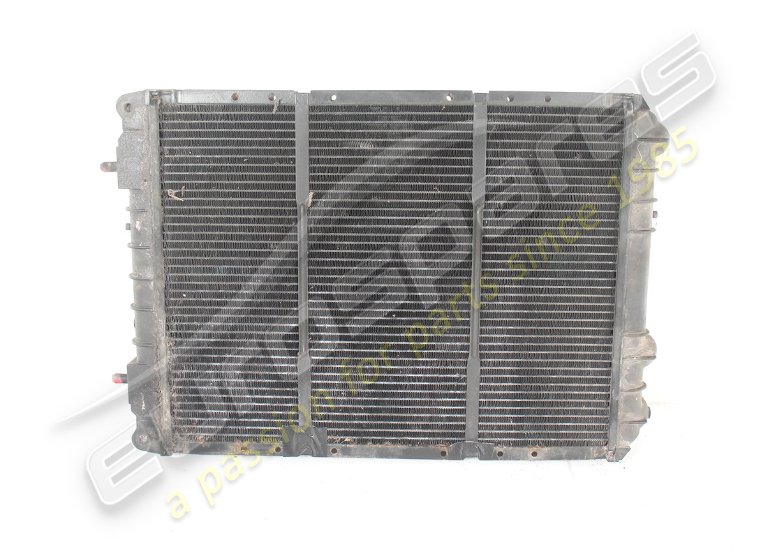 used ferrari lh water radiator. part number 137617 (2)