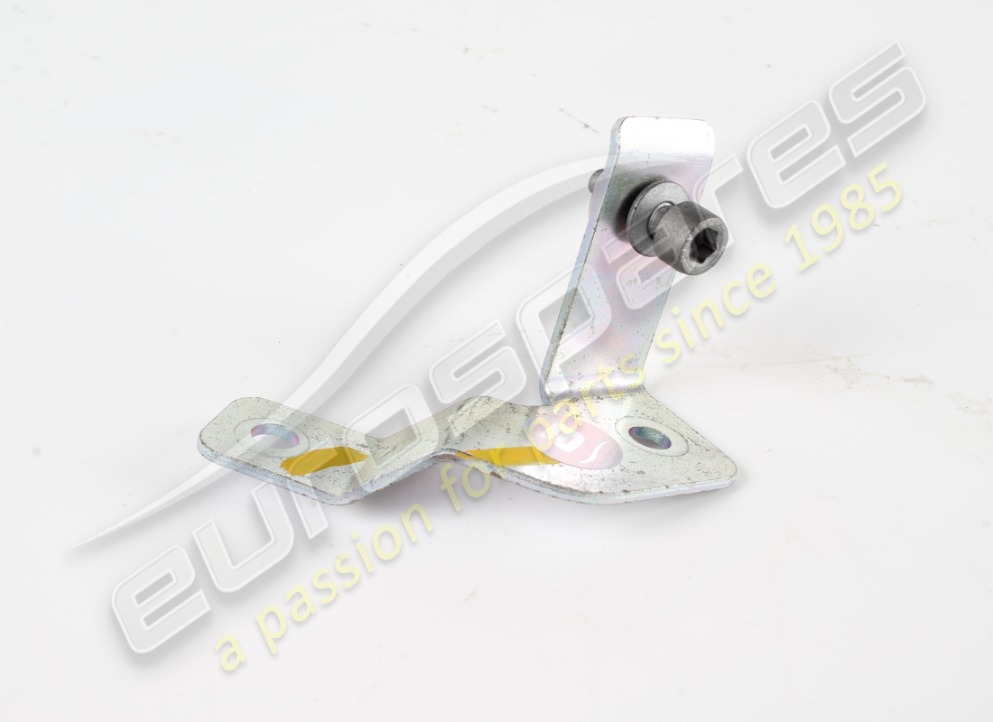 USED Maserati RH BRACKET . PART NUMBER 670005887 (1)