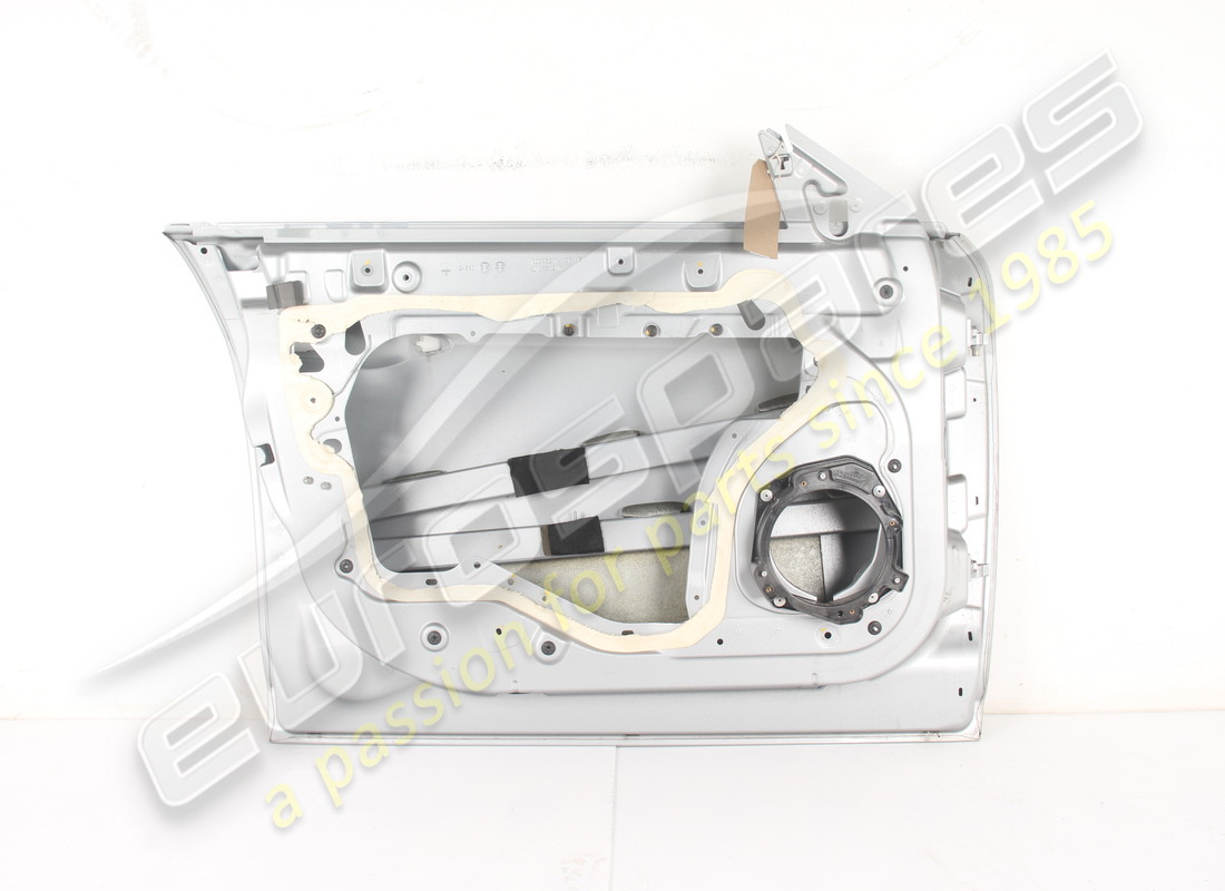 USED MASERATI LEFT HAND FRONT DOOR. PART NUMBER 673007994 (2) used maserati left hand front door. part number 673007994 (2)