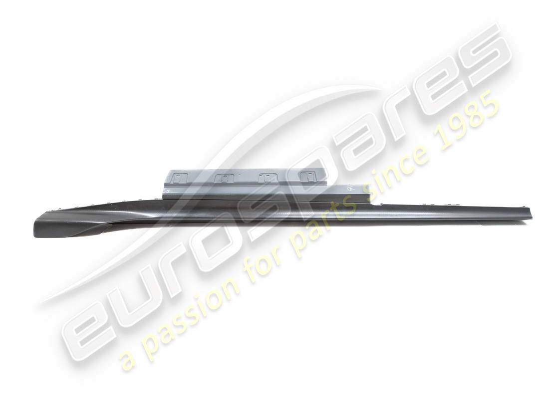 NEW FERRARI COMPLETE RH OUTER SILL COVER. PART NUMBER 985872206 (1) new ferrari complete rh outer sill cover. part number 985872206 (1)