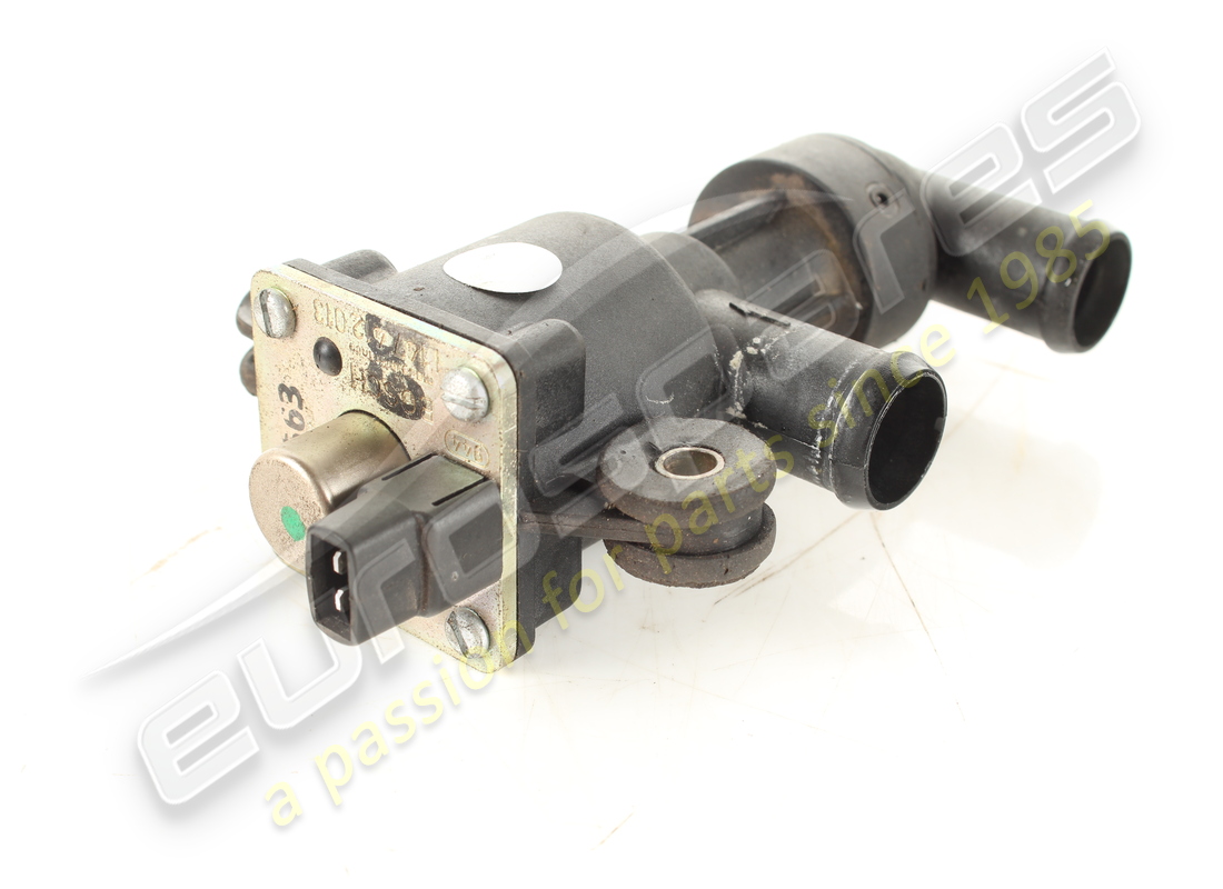 USED FERRARI HEATER VALVE. PART NUMBER 61079000 (3) used ferrari heater valve. part number 61079000 (3)