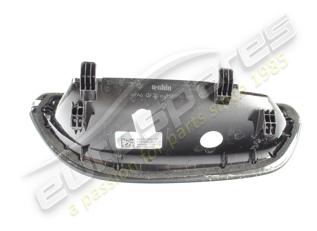 USED MASERATI RH EXTERNAL DOOR HANDLE. PART NUMBER 670200443 (3) used maserati rh external door handle. part number 670200443 (3)