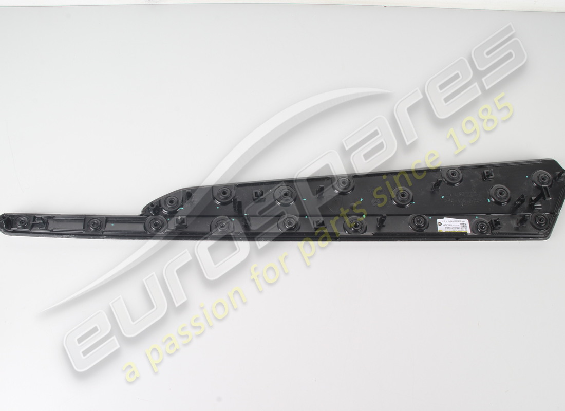 new lamborghini carrier wood piano black. part number 4ml867224ag (3)