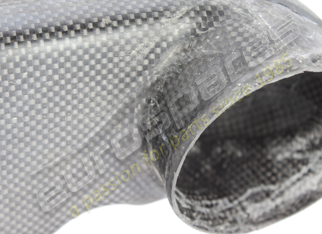 USED FERRARI COMPLETE RH STUB AXLE AIR INTA. PART NUMBER 339495 (2) used ferrari complete rh stub axle air inta. part number 339495 (2)