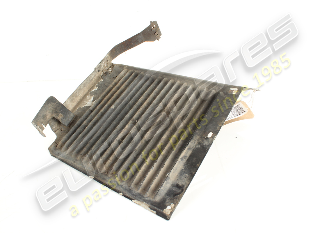 USED FERRARI RH REAR GRAVEL GUARD. PART NUMBER 65432000 (2) used ferrari rh rear gravel guard. part number 65432000 (2)