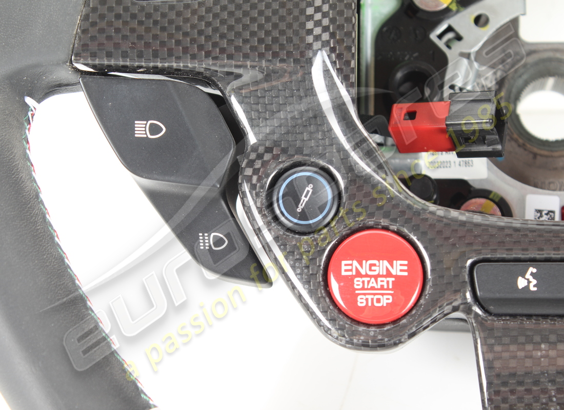 used ferrari complete steering wheel. part number 337540 (4)